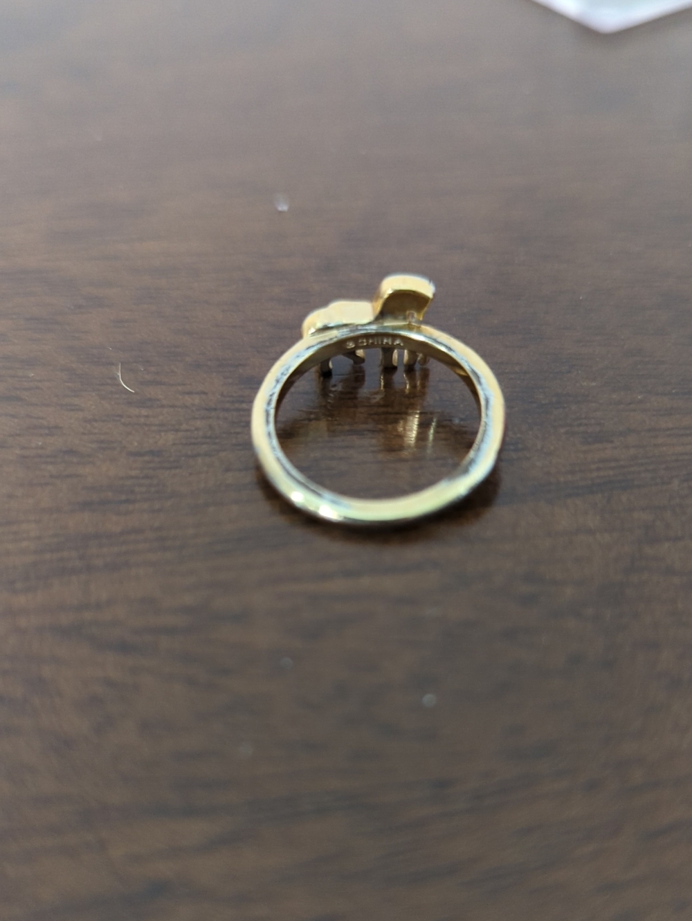 COACH Horse Gold-Tone Ring Size 5 - Picture 3 of 3